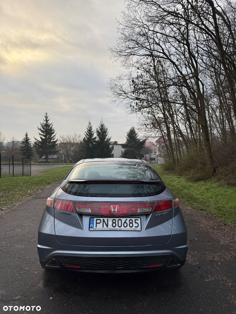 Honda Civic 1.8 Comfort - 4