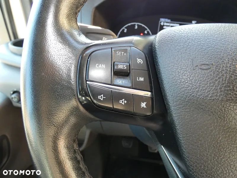 Ford Transit kontener, winda 750 kg, nawigacja - 14