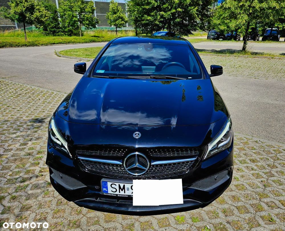 Mercedes-Benz CLA 200 7G-DCT AMG Line - 2