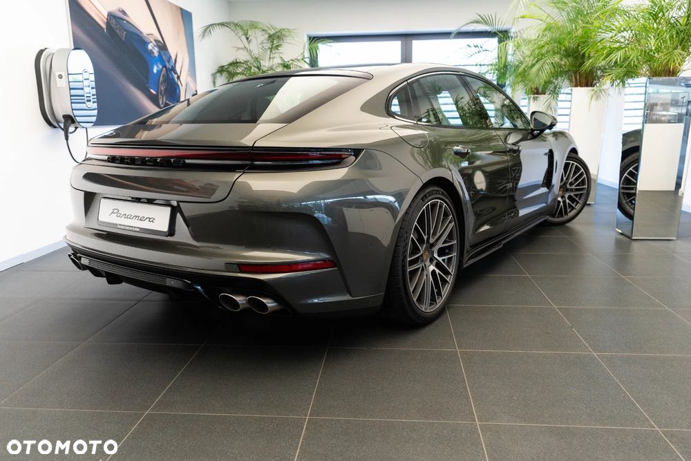 Porsche Panamera 4 E-Hybrid - 9