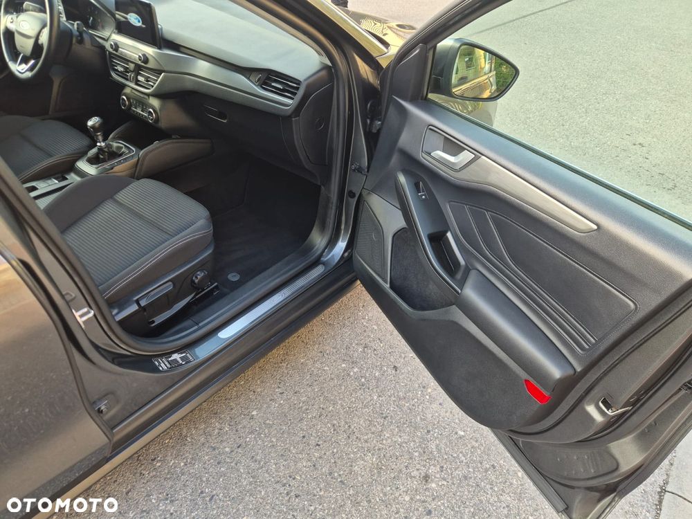 Ford Focus 1.5 EcoBlue Titanium - 38