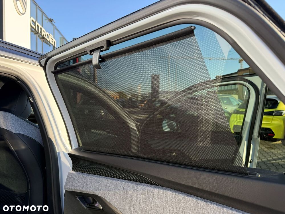 Peugeot 5008 1.2 PureTech mHEV GT S&S e-DCS6 - 27