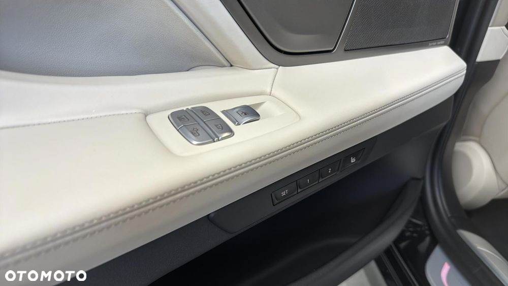 BMW Seria 7 740d xDrive mHEV sport - 21