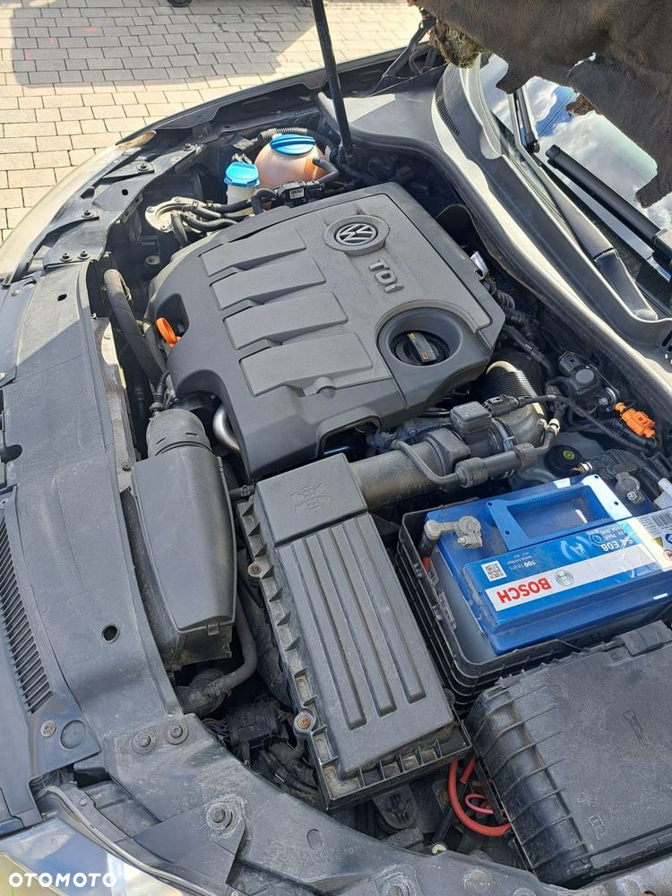 Volkswagen Golf 1.6 TDI BlueMot Trendline - 5