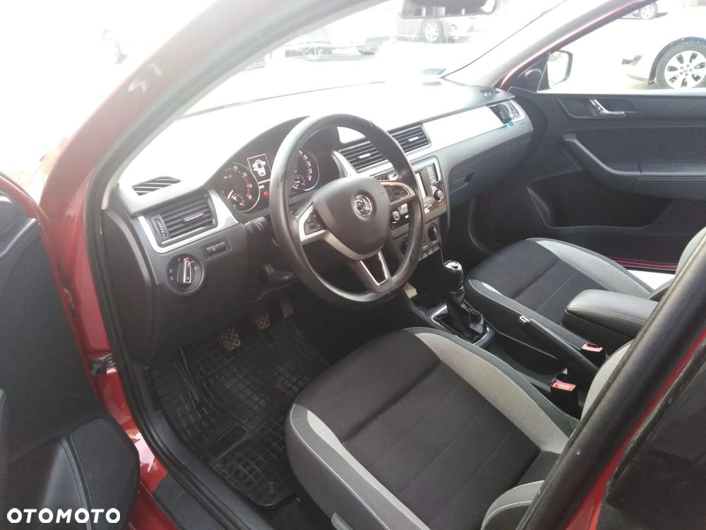 Skoda RAPID 1.2 TSI Ambition - 3