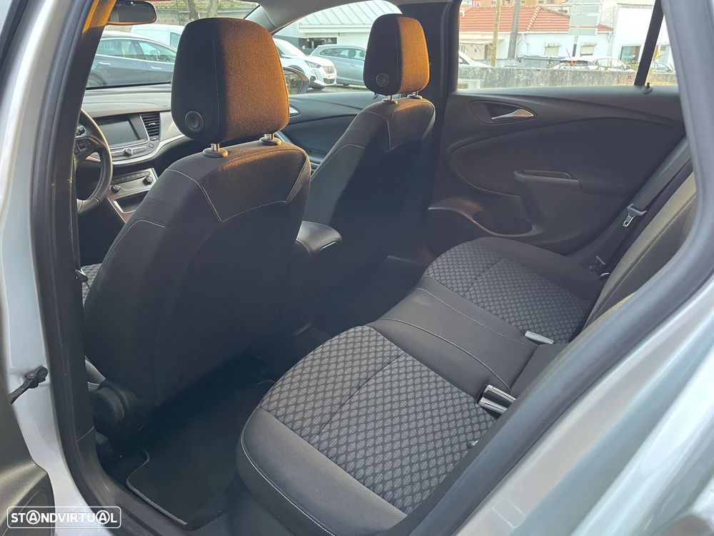 Opel Astra Sports Tourer 1.5 D Business Edition S/S - 24