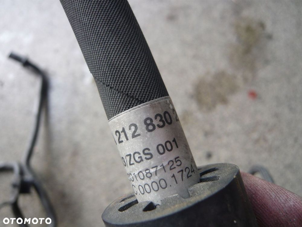 Przewód rura wąż klimatyzacji A2128302016 Mercedes-Benz W212 - 2