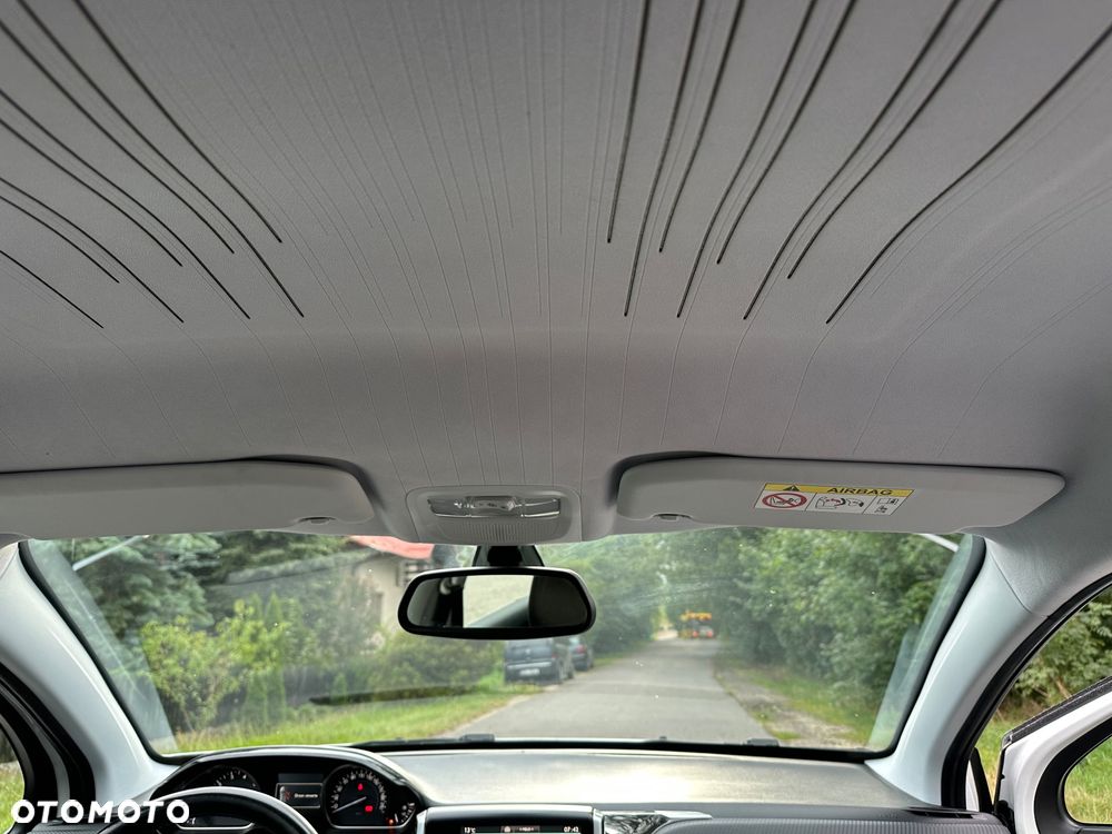 Peugeot 2008 PureTech 110 Stop&Start Allure - 12