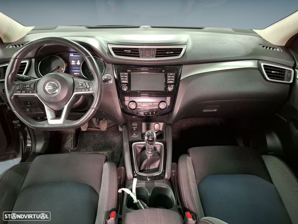 Nissan Qashqai 1.2 DIG-T N-Connecta 18 - 12