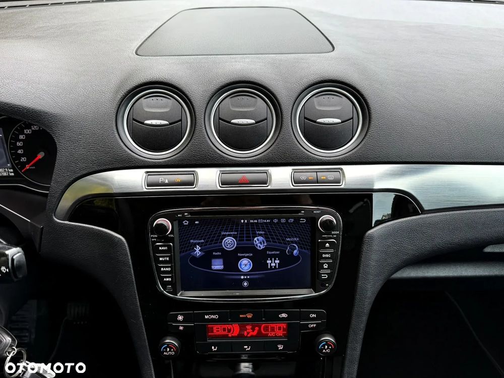 Ford S-Max - 30