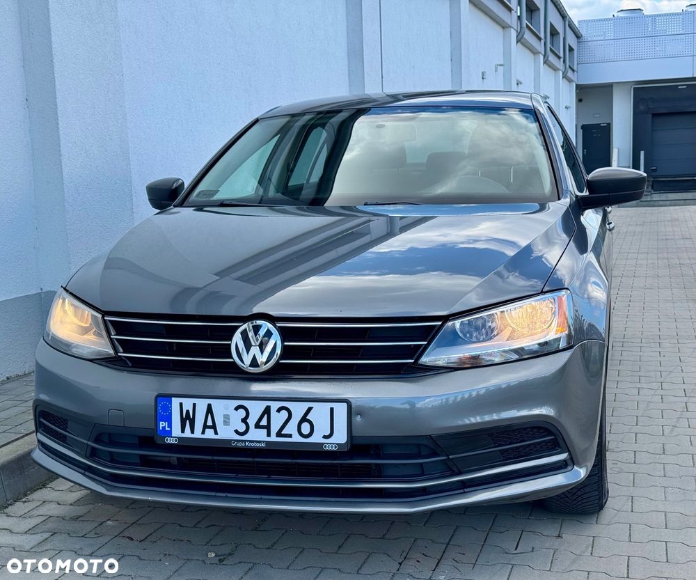 Volkswagen Jetta 2.0 Base - 17