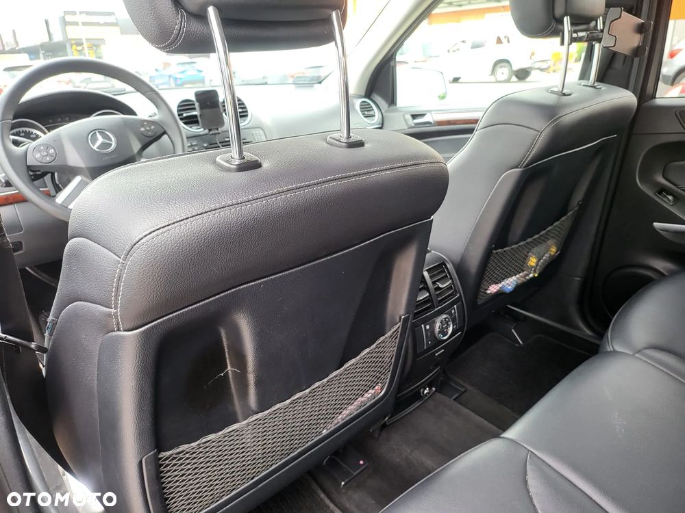 Mercedes-Benz GL 450 - 22
