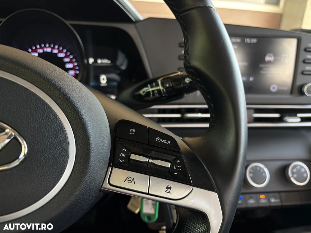 HYUNDAI Elantra 2022 — imagine 21