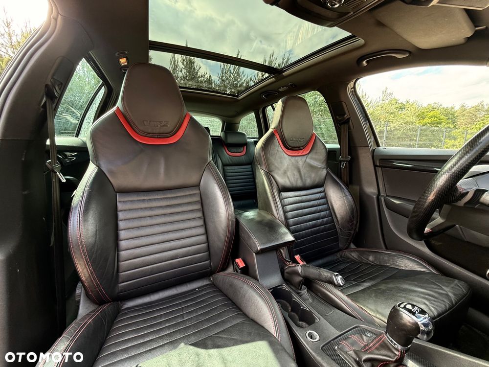 Skoda Octavia 2.0 TDI DSG RS - 16