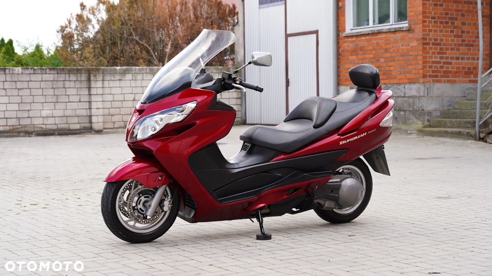 Suzuki Burgman - 3