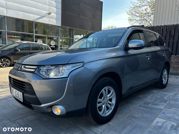 Mitsubishi Outlander 2.2 DI-D 2WD Invite