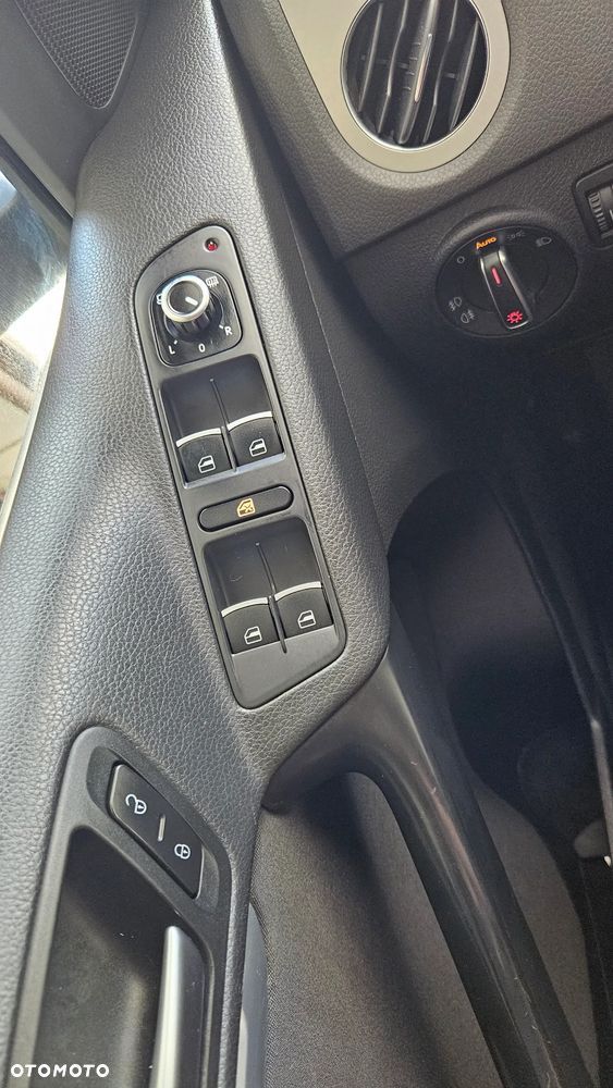 Volkswagen Tiguan 2.0 TDI DPF 4Motion BlueMotion Technology Cup Sport & Style - 16