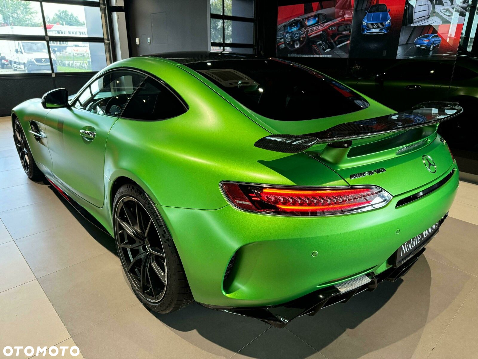 Mercedes-Benz AMG GT - 3