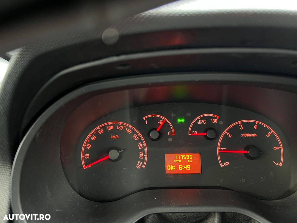 Opel Combo - 8