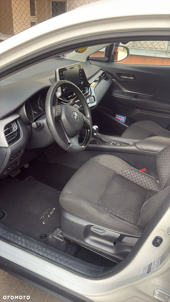 Toyota C-HR - 28