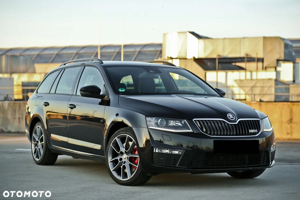 Skoda Octavia 2.0 TDI DSG RS - 1