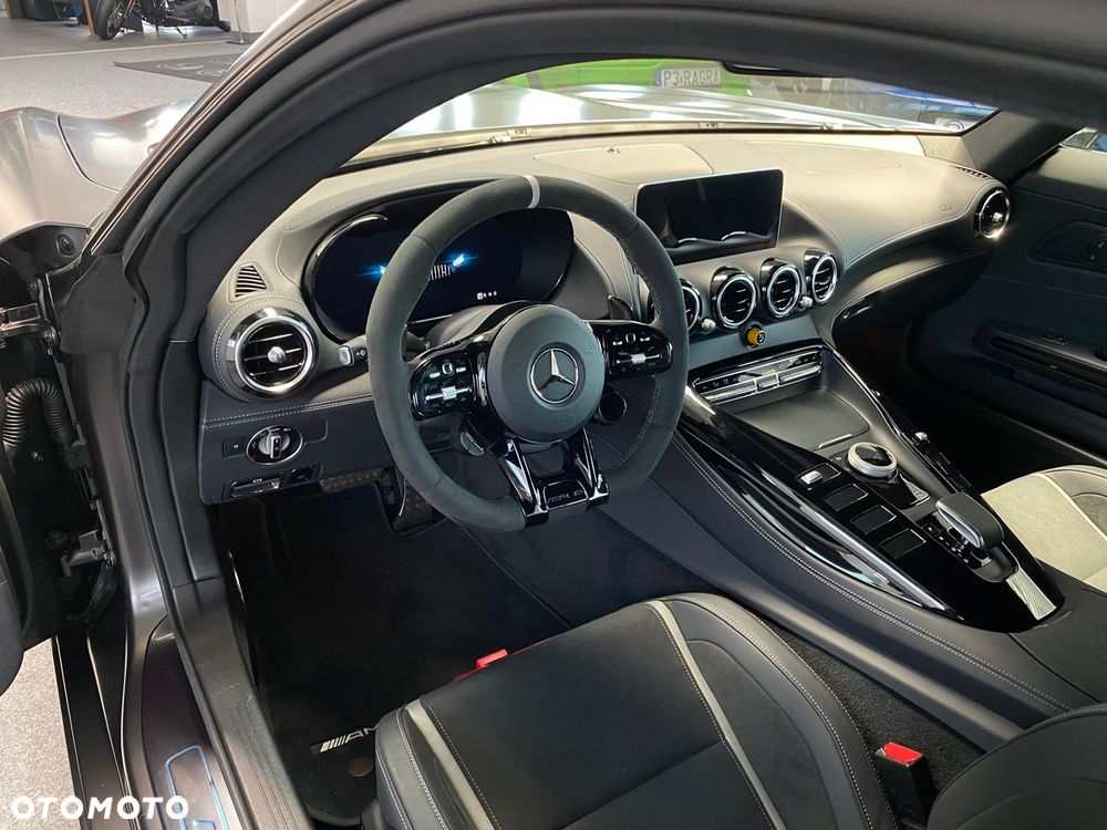 Mercedes-Benz AMG GT - 13
