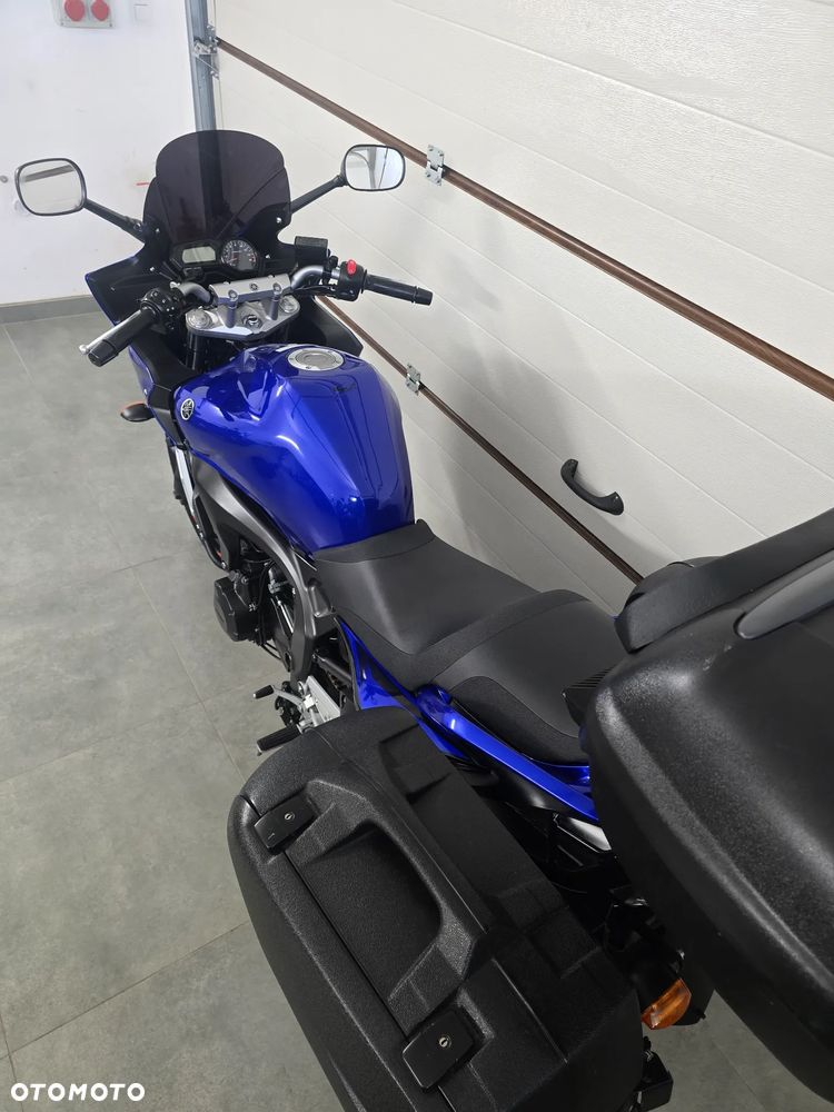 Yamaha FZ6 - 20