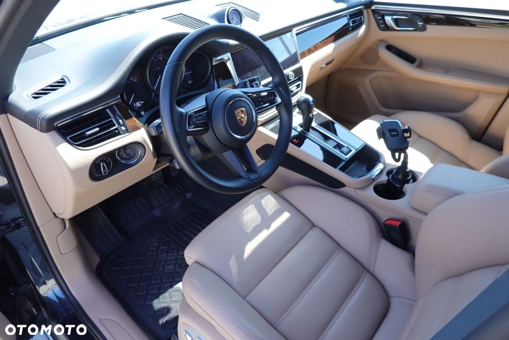 Porsche Macan Standard - 20