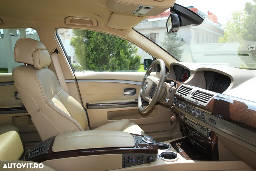 BMW Seria 7 730d A - 6