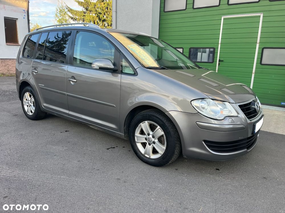 Volkswagen Touran 1.4 TSI Highline - 2
