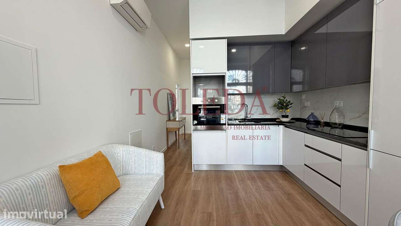 T2 em Santa Apolónia Remodelado com Terraço - Grande imagem: 5/23