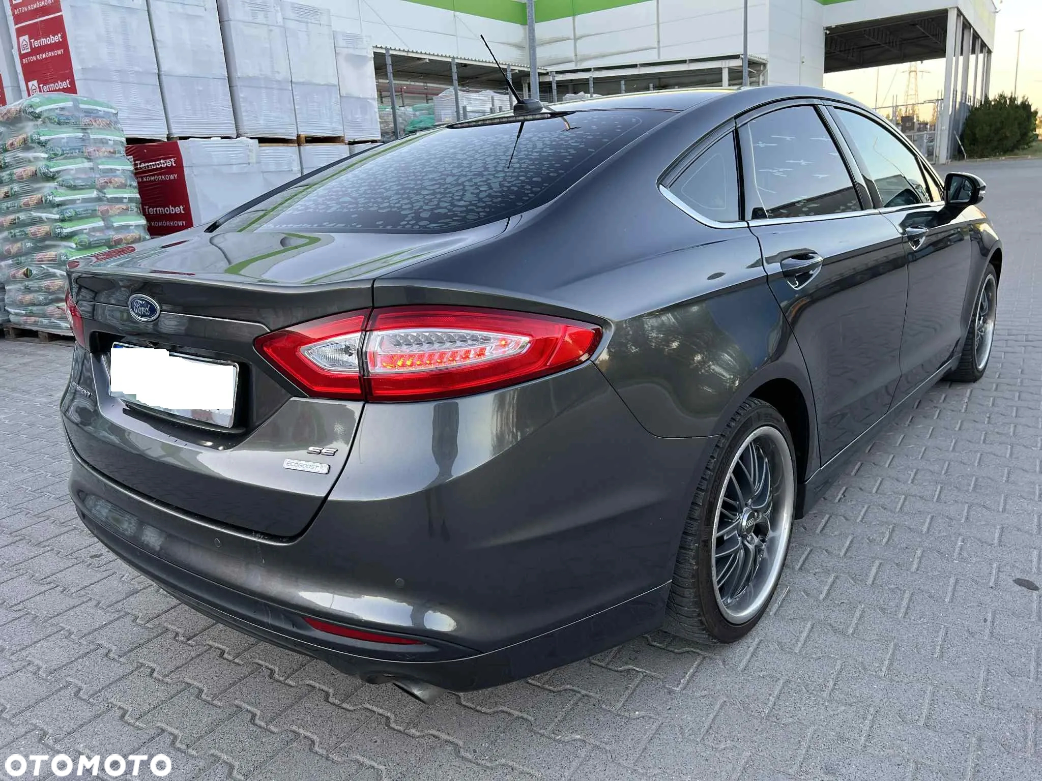 Ford Fusion - 23