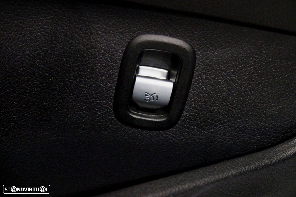 Mercedes-Benz C 300 de AMG Line - 41