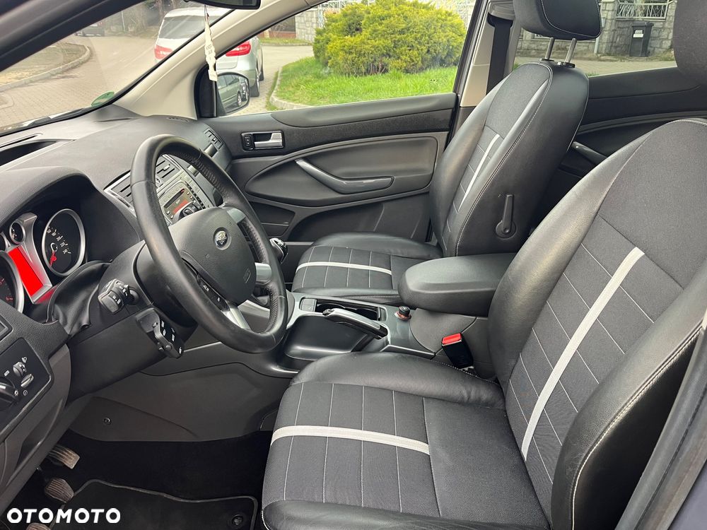 Ford Kuga 2.0 TDCi 4x4 Individual - 10