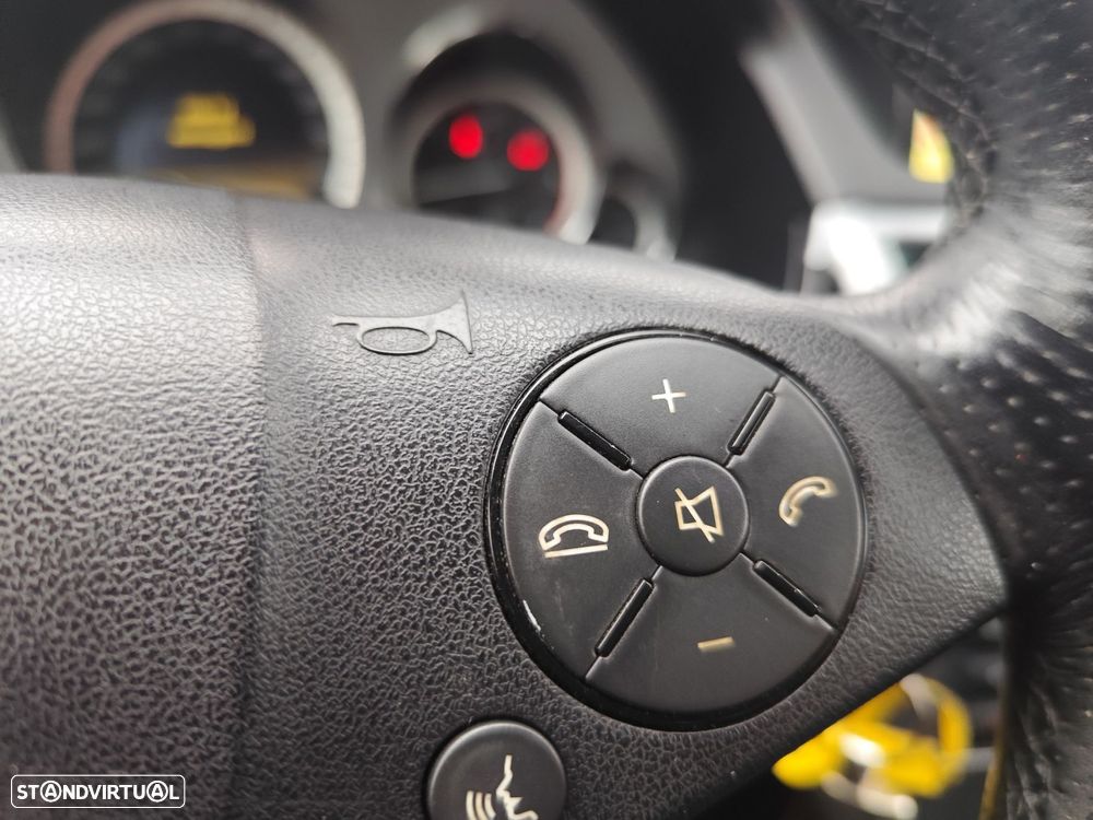 Mercedes-Benz E 250 CDi Avantgarde BlueEfficiency - 18