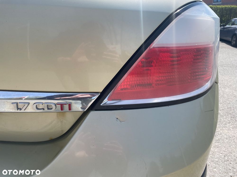 Opel Astra 1.7 CDTI Essentia - 7