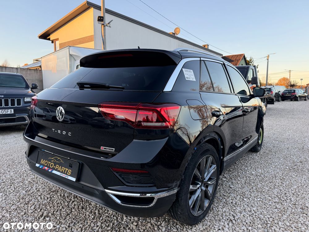 Volkswagen T-Roc - 3