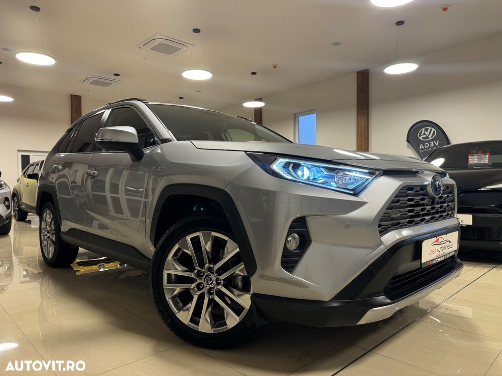 Toyota RAV4 2.5 4x4 Hybrid Team Deutschland - 2