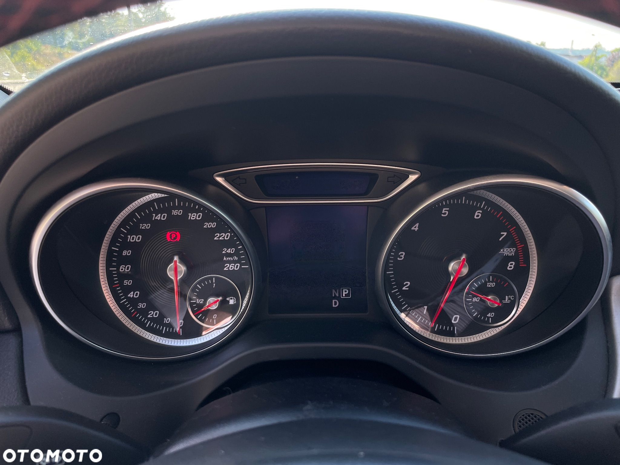 Mercedes-Benz CLA 220 4-Matic AMG Line - 18