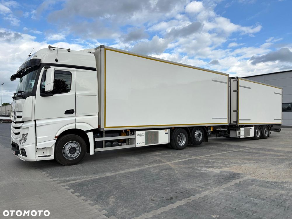Mercedes-Benz Actros - 2