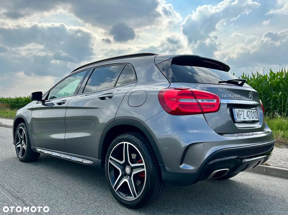 Mercedes-Benz GLA - 5