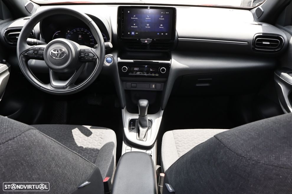 Toyota Yaris Cross 1.5 HDF Comfort Plus - 12