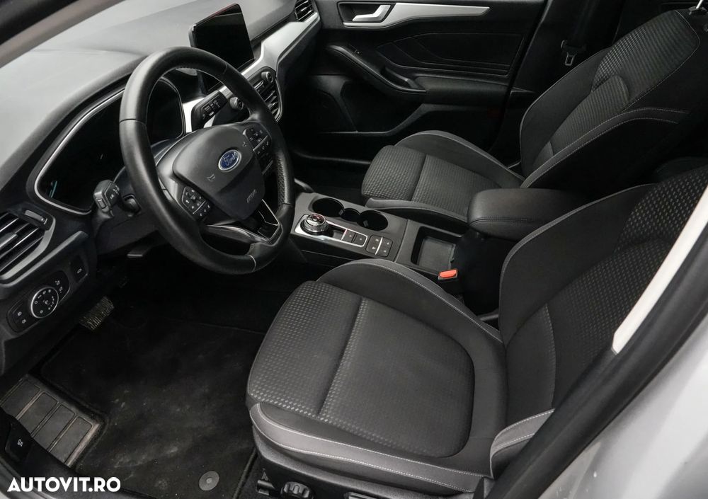 Ford Focus 1.0 EcoBoost Titanium Business - 11