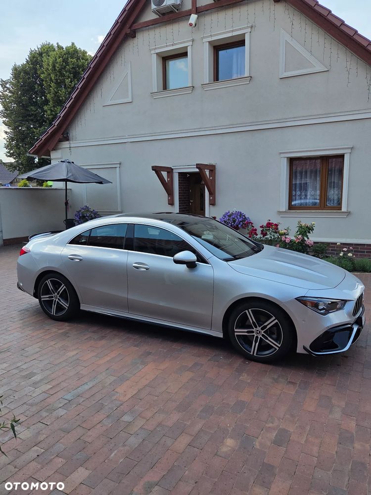 Mercedes-Benz CLA 250 Progressive 7G-DCT - 4