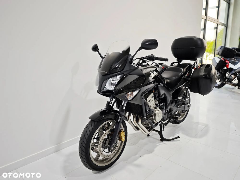 Honda CBF - 15