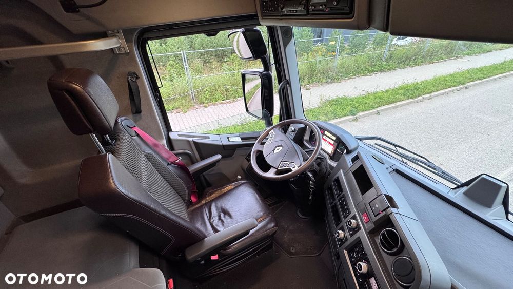 Renault T 520 Mega High Cab Skóra - 25