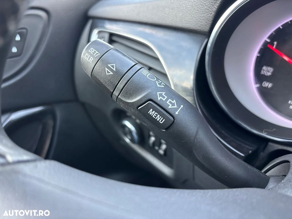 Opel Astra Sport Tourer 1.5 Start/Stop Aut. Edition - 17