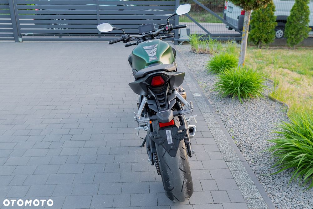 Honda CB - 10