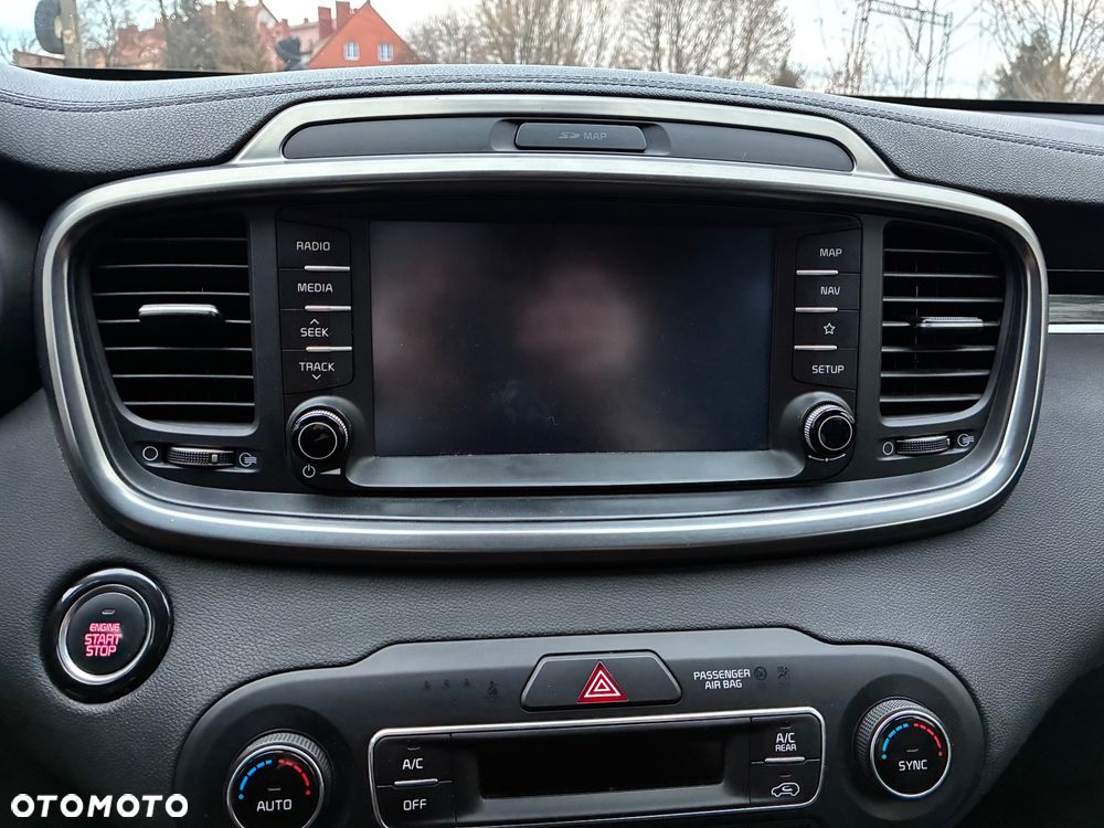 Kia Sorento 2.0 CRDI M - 22