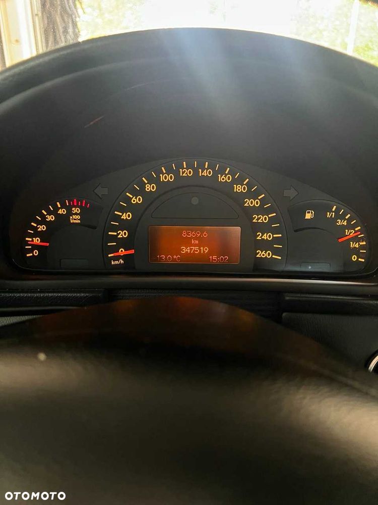 Mercedes-Benz C-Class 2003 photo 2